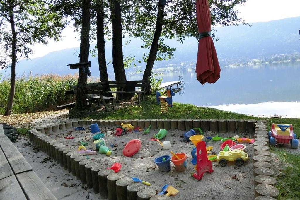 Anna Seeblick Appartement, Haus Haensel&Gretel Am Ossiachersee Mit Direktem Seezugang, Hallenbad بودينسدورف المظهر الخارجي الصورة